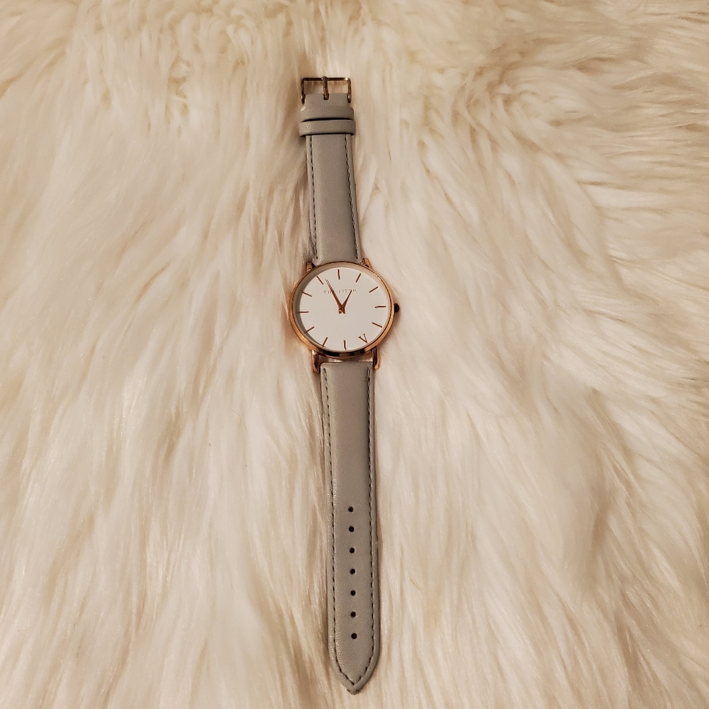 🎁3/$30 The Fifth Elegant Gray and Gold Watch GUC NEEDS NEW BATTERY - Picture 1 of 10